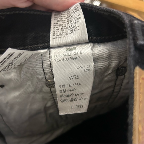 Levi’s 501 Black Distressed Jean Shorts - Picture 6 of 6